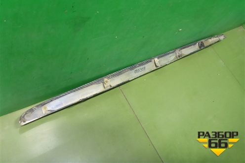 Накладка двери багажника (7513260030) для Toyota Land Cruiser Prado(120) с 2002-2009г (Ленд Крузер Прадо)