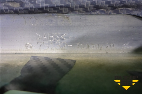 Накладка двери багажника (7513260030) для Toyota Land Cruiser Prado(120) с 2002-2009г (Ленд Крузер Прадо)