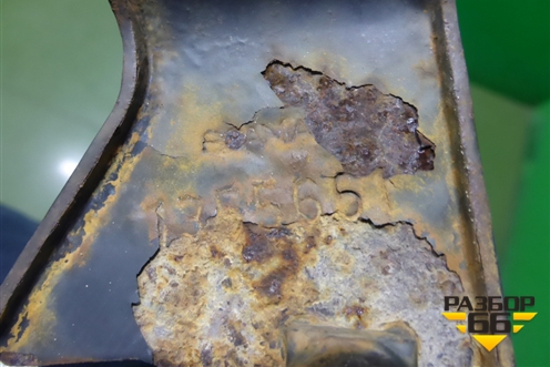 Кронштейн солнцезащитного козырька (боковой) (1355661) для Scania 5 P Series с 2004-2016г