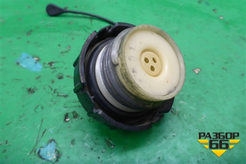 Крышка топливного бака для Mitsubishi Lancer-9  с 2003-2008г (Лансер)