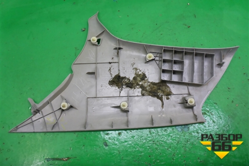 Обшивка стойки задняя верхняя левая (MR444213) для Mitsubishi Lancer-9  с 2003-2008г (Лансер)