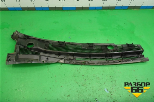 Решетка стеклоочистителей левая (MR533285) для Mitsubishi Lancer-9  с 2003-2008г (Лансер)