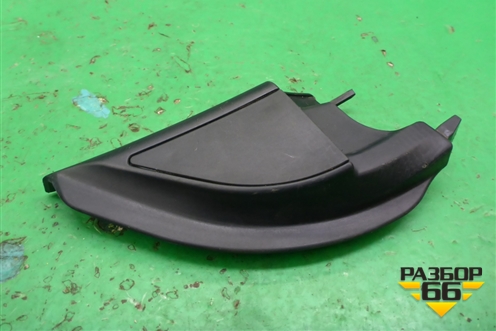 Накладка двери передней правой уголок (MR441634) для Mitsubishi Lancer-9  с 2003-2008г (Лансер)