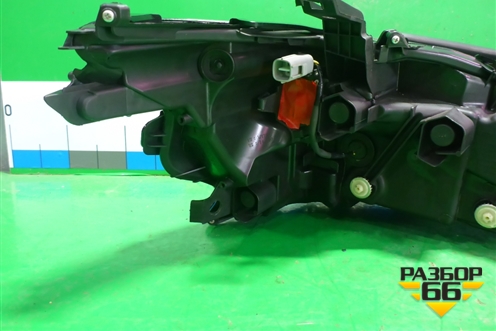 Фара левая (после 2021г Led без блока) (8118533L30) для Lexus ES-250 с 2018г (ЕС)