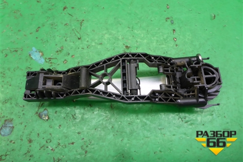 Ручка наружная двери задней левой (6Y0837885) для Skoda Superb с 2001-2008г (Суперб)