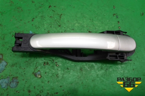 Ручка наружная двери задней левой (6Y0837885) для Skoda Superb с 2001-2008г (Суперб)