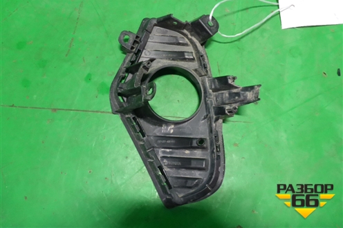 Накладка ПТФ правая (5212742190) для Toyota Rav-4 с 2018г (Рав 4)