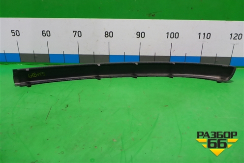 Накладка переднего бампера правая (3U0807718) для Skoda Superb с 2001-2008г (Суперб)