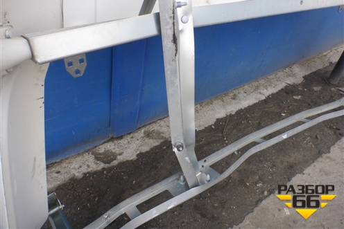 Спойлер кабины (верхний передняя часть) (1876013) для DAF XF 106 с 2013г (ХФ)