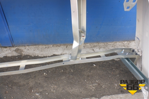 Спойлер кабины (верхний передняя часть) (1876013) для DAF XF 106 с 2013г (ХФ)