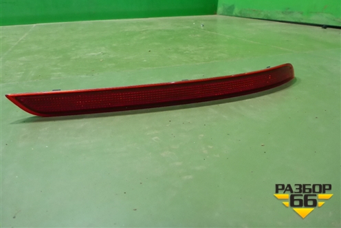 Отражатель в задний бампер левый (A1668200074) для Mercedes Benz ML-Klass W166 c 2011г (МЛ)