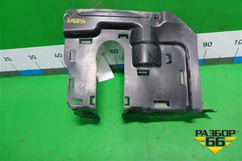 Пыльник двигателя боковой левый (51717424917) для BMW X5 G05 с 2018г (Х5 Г05)