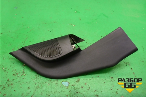 Накладка двери передней правой уголок (4M51A23408AJ3YYW) для Ford Focus 2 с 2008-2011г (Фокус)