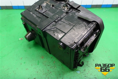 Ящик под аккумулятор (4M5110723BC) для Ford Focus 2 с 2008-2011г (Фокус)