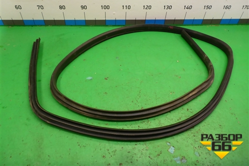 Уплотнитель двери передней левой для Ford Focus 2 с 2008-2011г (Фокус)