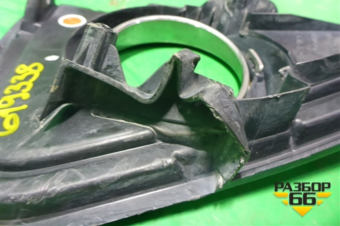 Накладка ПТФ правая (после 2015г) (5203042050) для Toyota Rav-4 с 2012-2019г (Рав 4)