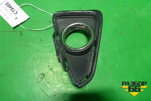 Накладка ПТФ правая (после 2015г) (5203042050) для Toyota Rav-4 с 2012-2019г (Рав 4)