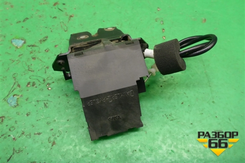 Замок багажника (A1717500085) для Mercedes Benz CLS C219 с 2004-2010г (ЦЛС)