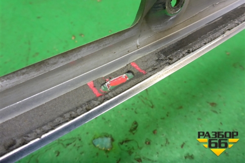 Накладка крышки багажника (A2197580002) для Mercedes Benz CLS C219 с 2004-2010г (ЦЛС)