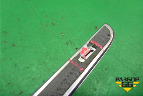 Накладка крышки багажника (A2197580002) для Mercedes Benz CLS C219 с 2004-2010г (ЦЛС)