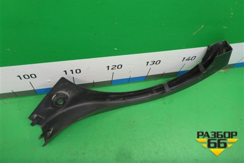 Накладка внутренняя (на петлю крышки багажника) (A2198210089) для Mercedes Benz CLS C219 с 2004-2010г (ЦЛС)