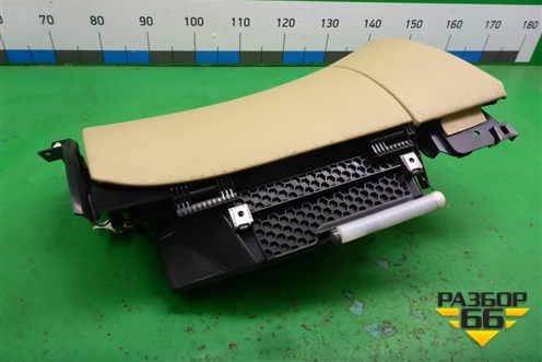 Бардачок (E048831021) для Mercedes Benz CLS C219 с 2004-2010г (ЦЛС)