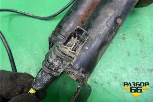 Амортизатор передний левый (пневматический) для Mercedes Benz CLS C219 с 2004-2010г (ЦЛС)