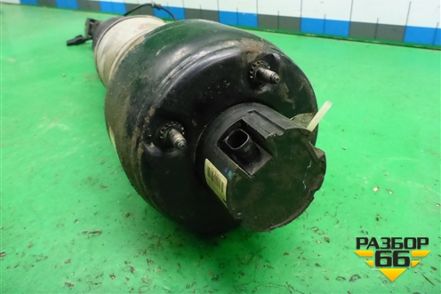 Амортизатор передний левый (пневматический) для Mercedes Benz CLS C219 с 2004-2010г (ЦЛС)