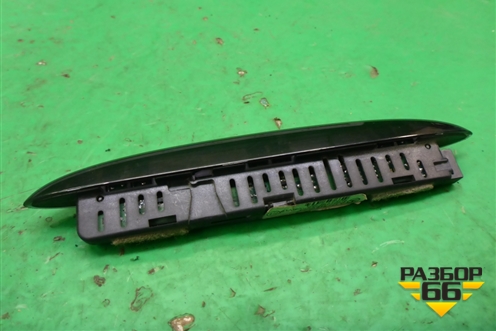 Дисплей паркинга (A1715420123) для Mercedes Benz CLS C219 с 2004-2010г (ЦЛС)