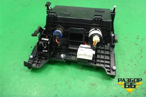 Ящик передней консоли (84630L2000) для Kia K5 с 2020г (К5)