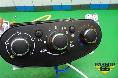 Модуль управления отопителем для Renault Sandero с 2013-2022г (Сандеро)