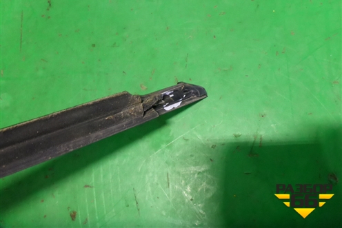 Накладка стекла переднего левого для Kia K5 с 2020г (К5)