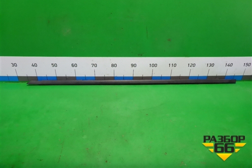 Накладка стекла переднего левого для Kia K5 с 2020г (К5)