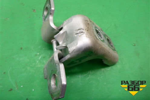 Петля двери задней правой верхняя для Renault Fluence с 2009-2017г (Флюенс)