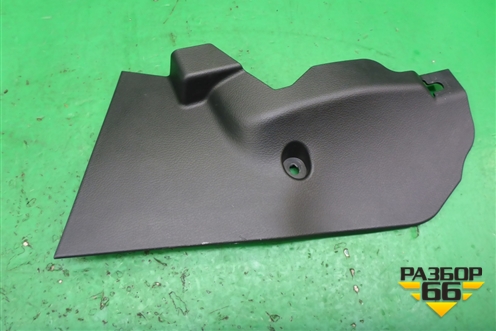 Накладка внутренняя (консоли правая) (8011A980ZZ) для Mitsubishi Outlander с 2012-2024г (Аутлендер)