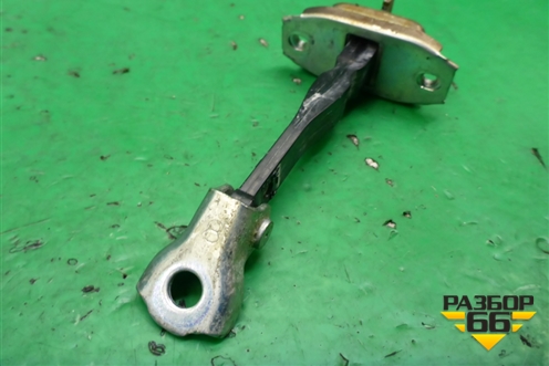 Ограничитель двери передней правой для Mitsubishi Outlander с 2012-2024г (Аутлендер)