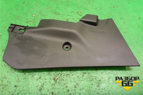 Накладка внутренняя (на консоль левая) (8011A979) для Mitsubishi Outlander с 2012-2024г (Аутлендер)