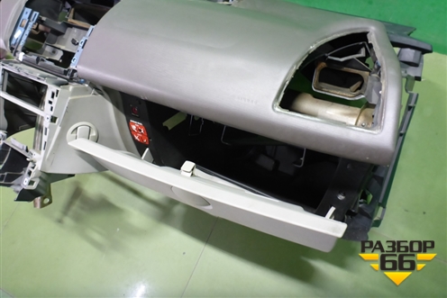 Торпедо с AIR BAG (9647149577) для Citroen C4 с 2005-2011г (С4)