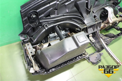 Торпедо с AIR BAG (9647149577) для Citroen C4 с 2005-2011г (С4)