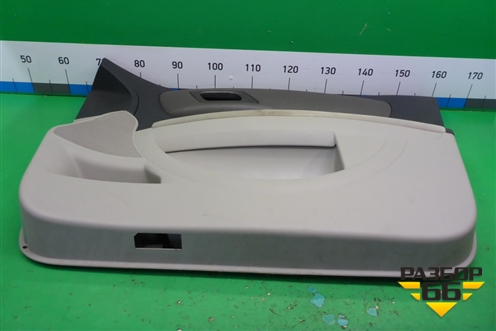 Обшивка двери передней правой под электрику (5-ти дверный кузов) (96548463ZW) для Citroen C4 с 2005-2011г (С4)