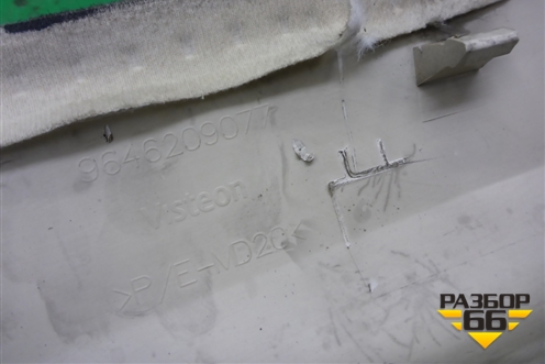 Обшивка стойки лобового стекла правая (9646209077) для Citroen C4 с 2005-2011г (С4)