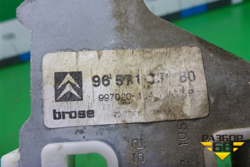 Стеклоподъёмник электрический передний левый (без моторчика 5-ти дверный кузов) (9221V1) для Citroen C4 с 2005-2011г (С4)