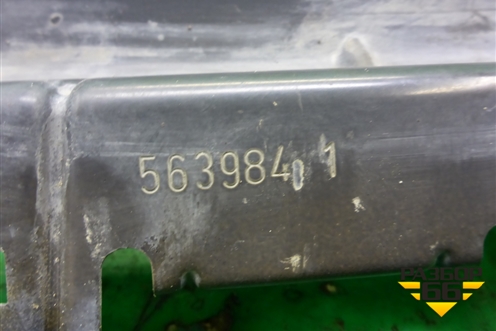 Кронштейн переднего крыла левый (7120HP) для Citroen C4 с 2005-2011г (С4)