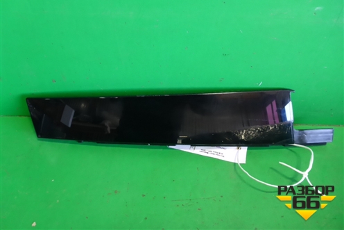 Накладка двери задней правой (на рамку) (A2477220100) для Mercedes Benz GLB-Klass X247 с 2019г (ГЛБ)