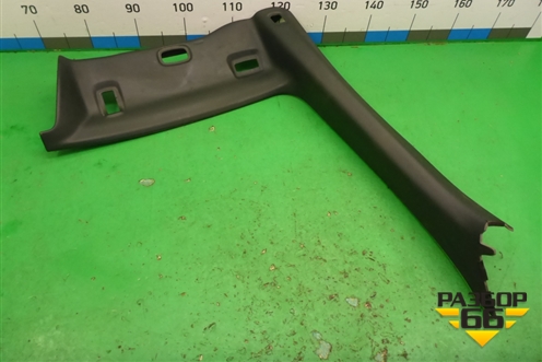 Обшивка стойки лобового стекла правая (A1726901425) для Mercedes Benz SLK R172 с 2010-2016г (СЛК)