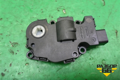 Моторчик заслонки отопителя для Mercedes Benz SLK R172 с 2010-2016г (СЛК)