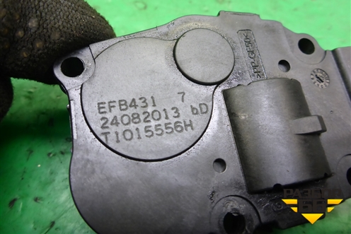 Моторчик заслонки отопителя для Mercedes Benz SLK R172 с 2010-2016г (СЛК)