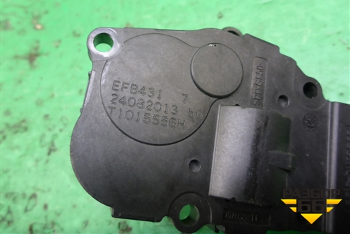 Моторчик заслонки отопителя для Mercedes Benz SLK R172 с 2010-2016г (СЛК)