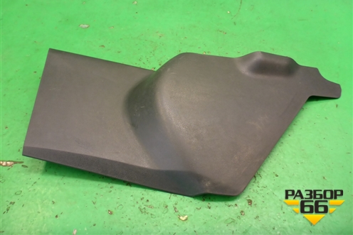 Накладка внутренняя (на консоль правая) (68920JD900) для Nissan Qashqai (J10E) с 2006-2013г (Кашкай)