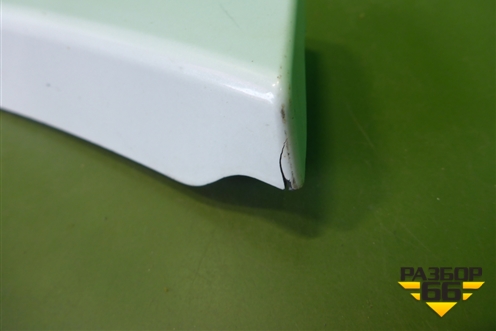 Накладка заднего крыла правого (4M0853818) для Audi Q7 c 2015г (Ку 7)